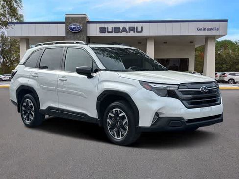Certified 2025 Subaru Forester Premium AWD/4WD image 8
