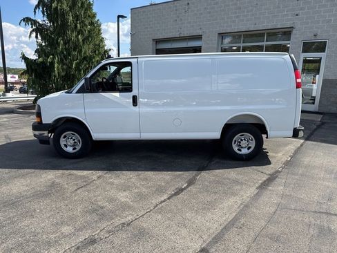 New 2025 Chevrolet Express 2500 w/ Driver Convenience Package image 4