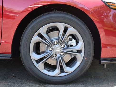 New 2025 Honda Accord EX-L image 10