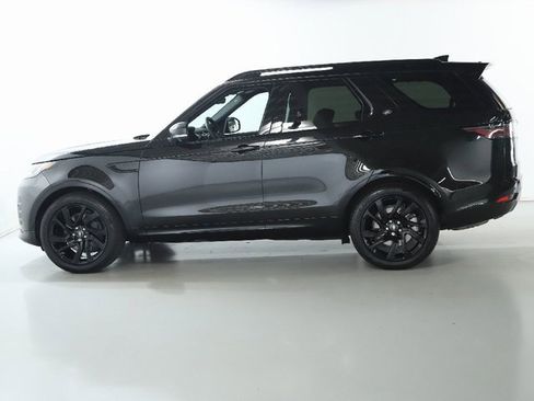 Used 2024 Land Rover Discovery Dynamic SE image 4