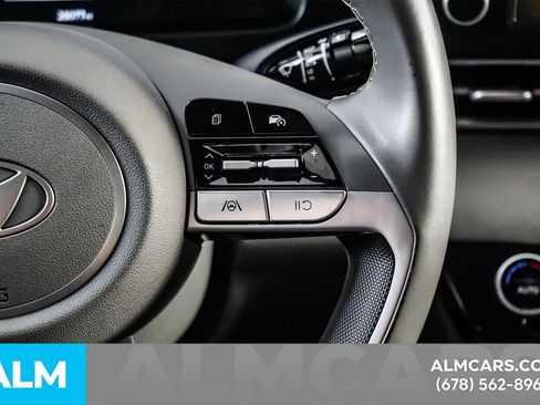 Used 2025 Hyundai Elantra Sport image 26