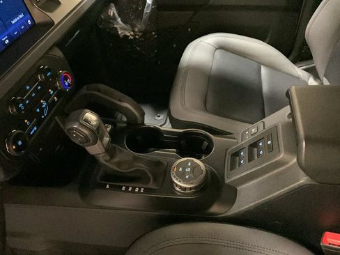 Certified 2024 Ford Bronco Big Bend AWD/4WD image 37