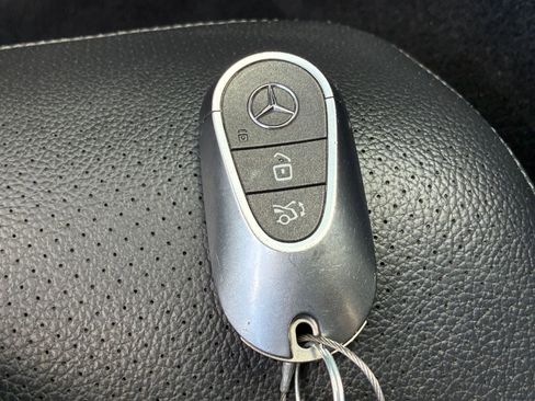 Used 2024 Mercedes-Benz C 300 Sedan image 21