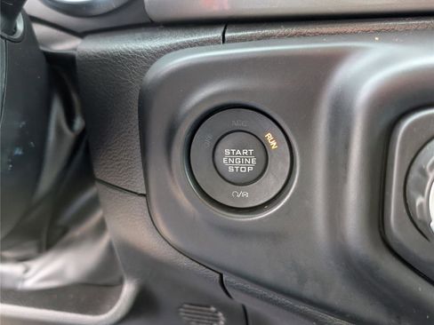 Used 2022 Jeep Wrangler Unlimited Sahara w/ Cold Weather Group image 23