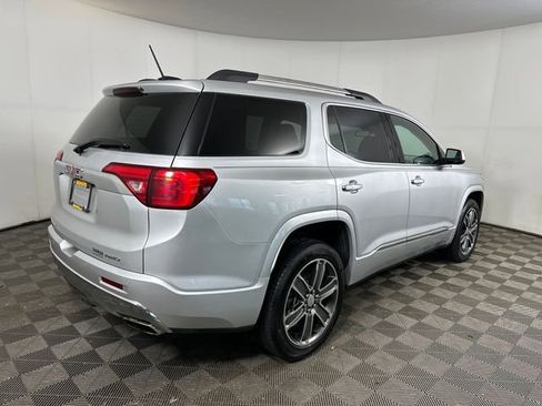 Used 2019 GMC Acadia Denali AWD/4WD image 3