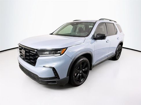 Used 2025 Honda Pilot Black Edition image 1