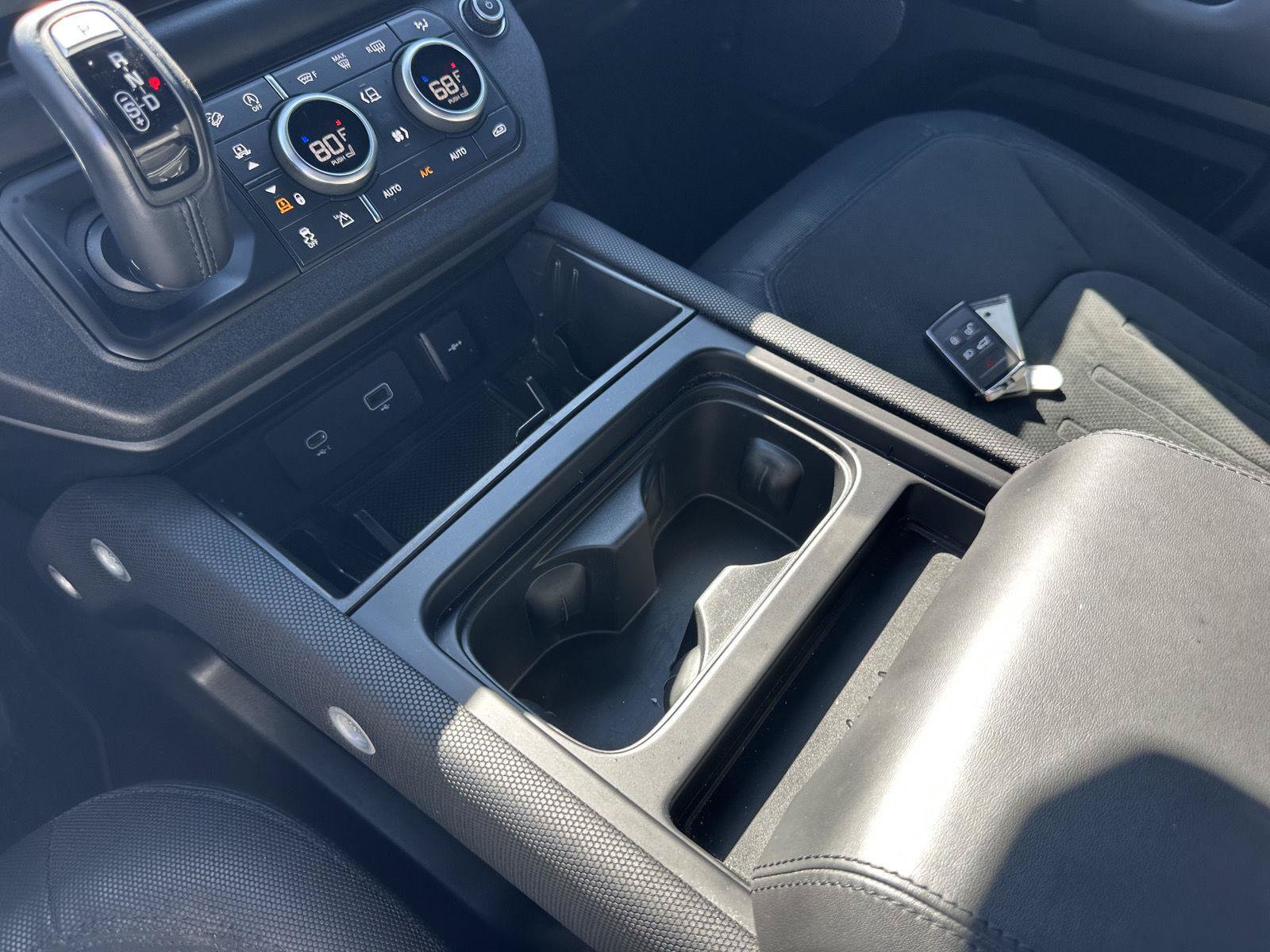 Used 2023 Land Rover Defender 110 Carpathian Edition AWD/4WD image 39