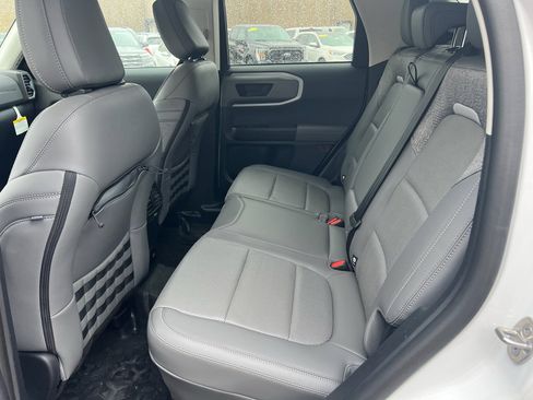 Used 2025 Ford Bronco Sport Badlands image 8