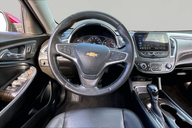 Used 2022 Chevrolet Malibu Premier FWD image 8
