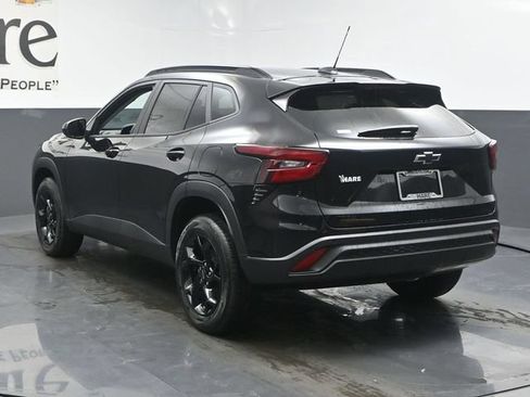New 2026 Chevrolet Trax LT w/ Driver Confidence Package FWD image 14