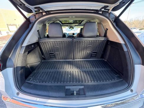 Used 2022 Acura MDX SH-AWD w/ Technology Package image 11