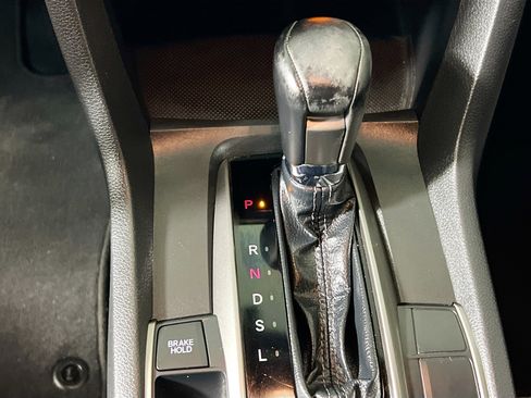 Used 2018 Honda Civic EX-L image 25