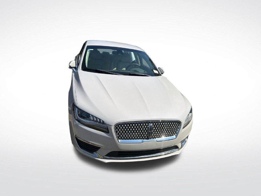 Used 2019 Lincoln MKZ Reserve FWD image 7