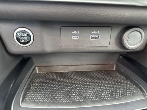 Used 2023 Nissan Rogue SV w/ SV Premium B Package image 25