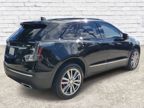 Certified 2023 Cadillac XT5 Sportv w/ Technology Package AWD/4WD image 4