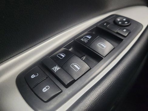 Used 2018 Dodge Journey SXT w/ Blacktop Package AWD/4WD image 27