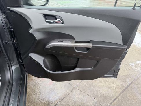 Used 2019 Chevrolet Sonic Premier image 21