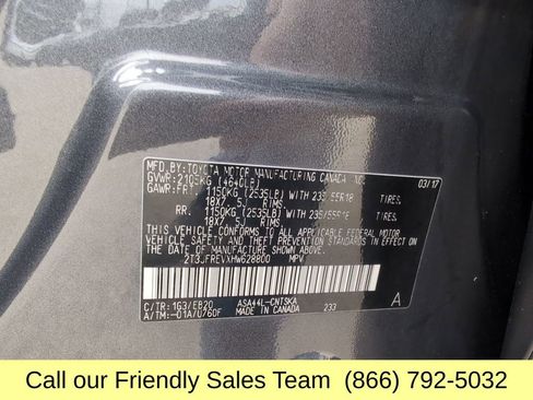 Used 2017 Toyota RAV4 SE image 28