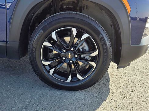 Certified 2023 Chevrolet TrailBlazer LT AWD/4WD image 9