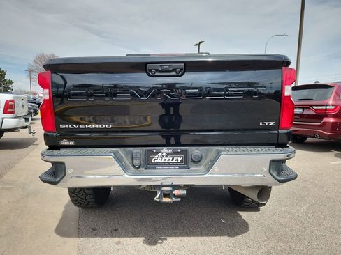 Used 2020 Chevrolet Silverado 2500 LTZ w/ LTZ Texas Edition image 11