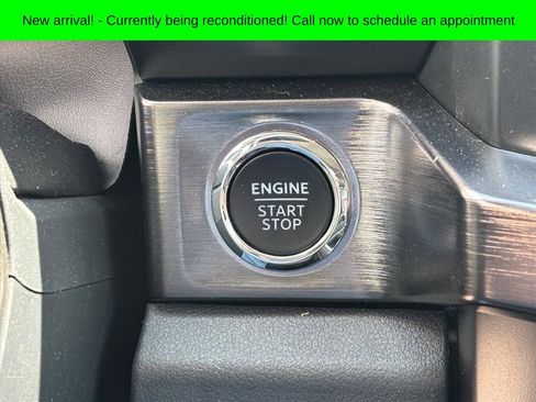 Used 2023 Ford F350 Lariat w/ Lariat Ultimate Package AWD/4WD image 19