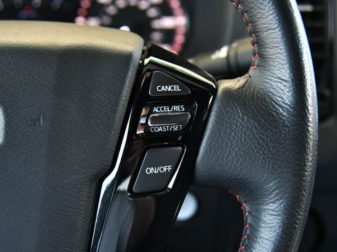 Used 2022 Nissan Frontier Pro-X RWD image 28
