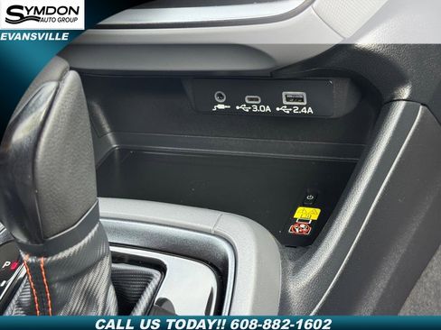 Used 2025 Subaru Crosstrek 2.5i Limited image 13