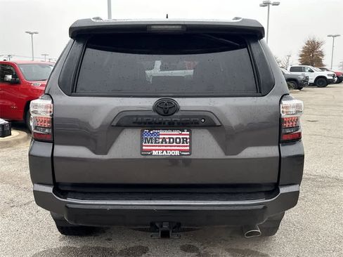 Used 2016 Toyota 4Runner TRD Pro image 5