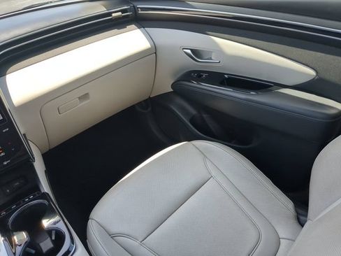 Used 2024 Hyundai Tucson Limited FWD image 18