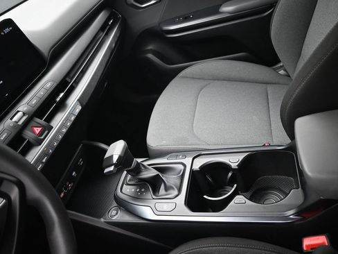 Used 2025 Kia K4 FWD image 19