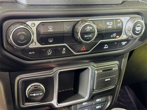 Used 2023 Jeep Wrangler Sport image 14