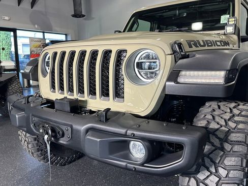 Used 2022 Jeep Gladiator Rubicon w/ LED Lighting Group image 5