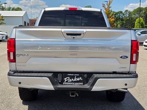 Used 2019 Ford F150 Platinum w/ Equipment Group 701A Luxury AWD/4WD image 4