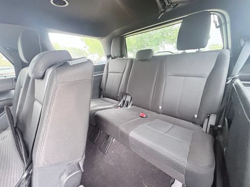 Used 2020 Ford Expedition XLT RWD image 8