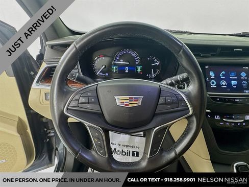 Used 2019 Cadillac XT5 Luxury FWD image 11
