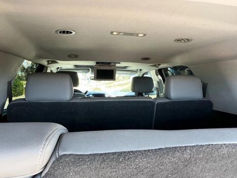 Used 2019 Chevrolet Tahoe LT image 26