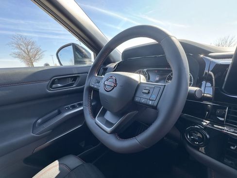 New 2026 Nissan Pathfinder Rock Creek image 24