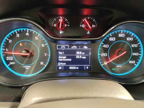 Used 2018 Chevrolet Cruze LT image 23