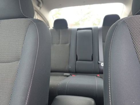 Used 2015 Nissan Sentra S image 24