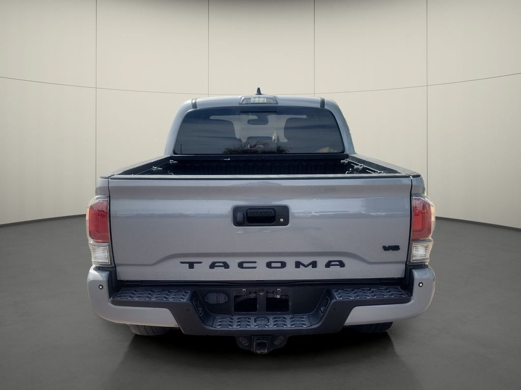 Used 2020 Toyota Tacoma TRD Sport w/ Technology Package AWD/4WD image 6