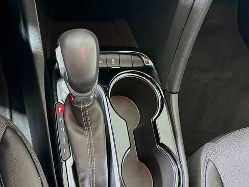 Certified 2022 Buick Encore GX Select w/ Sport Touring Package image 17