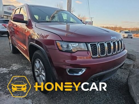 Used 2020 Jeep Grand Cherokee Laredo image 1