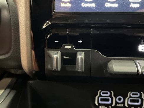 Used 2021 RAM 2500 Laramie image 27