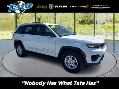 Certified 2022 Jeep Grand Cherokee Laredo w/ Luxury Tech Group I
