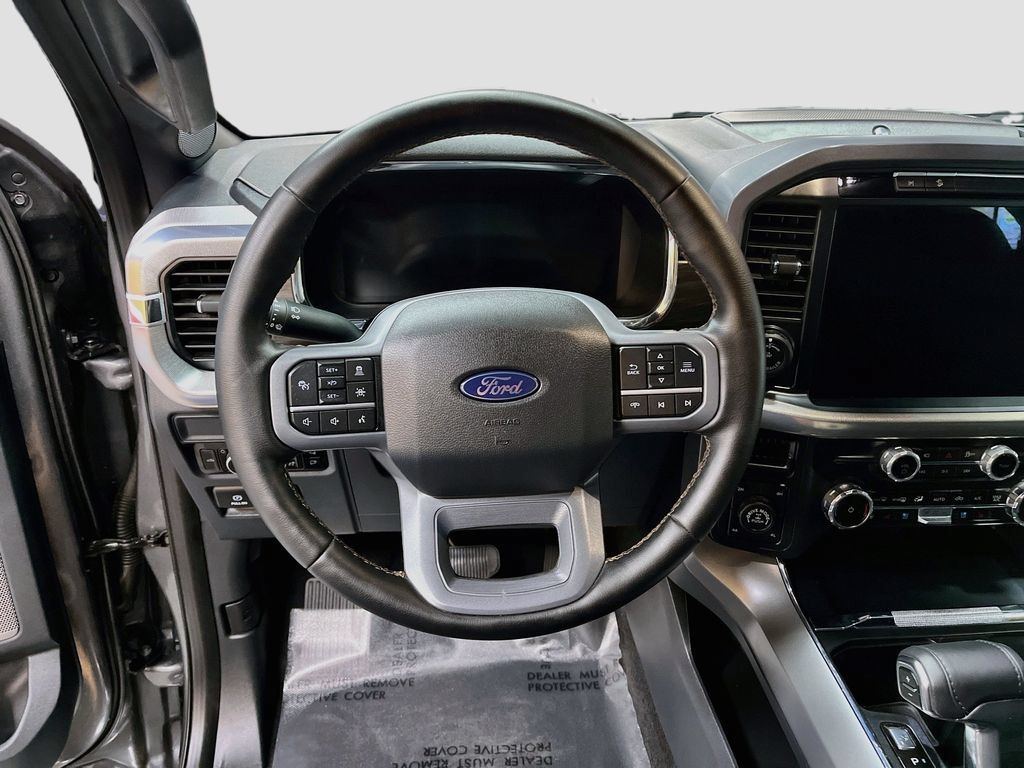 Used 2025 Ford F150 Lariat w/ Equipment Group 501A Mid AWD/4WD image 11