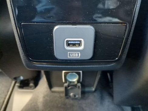 New 2026 Jeep Compass Latitude image 16