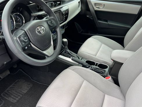 Used 2015 Toyota Corolla LE FWD image 10