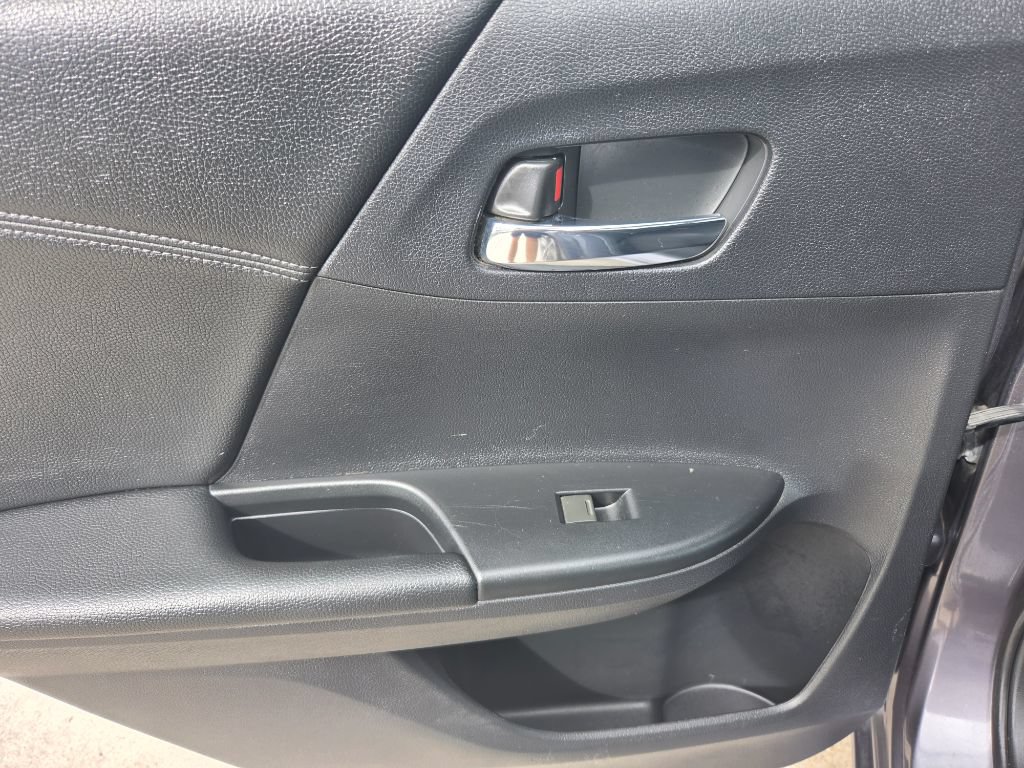 Used 2014 Honda Accord Sport image 24