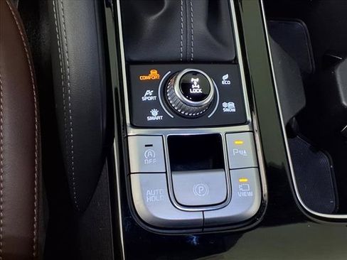 Used 2022 Kia Telluride SX w/ SX Prestige Package image 27