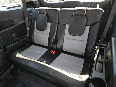 Used 2024 Ford Explorer XLT w/ Equipment Group 202A image 29